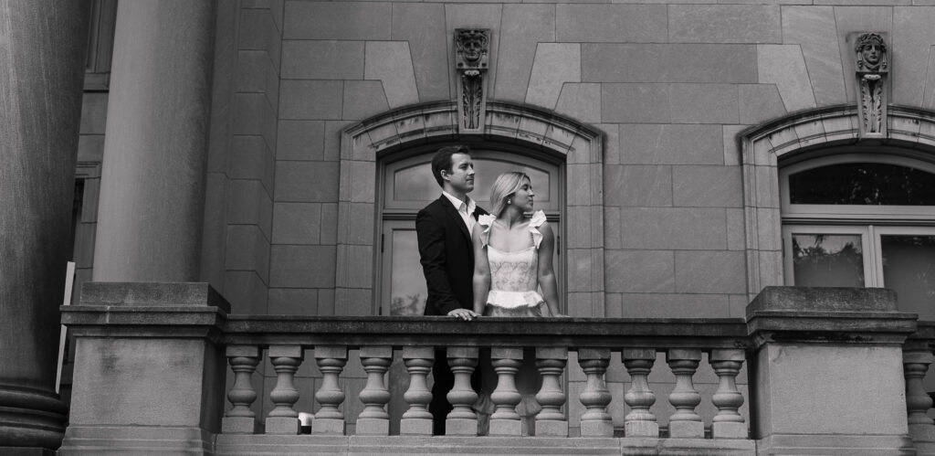 Museum of Kansas City Engagement Session