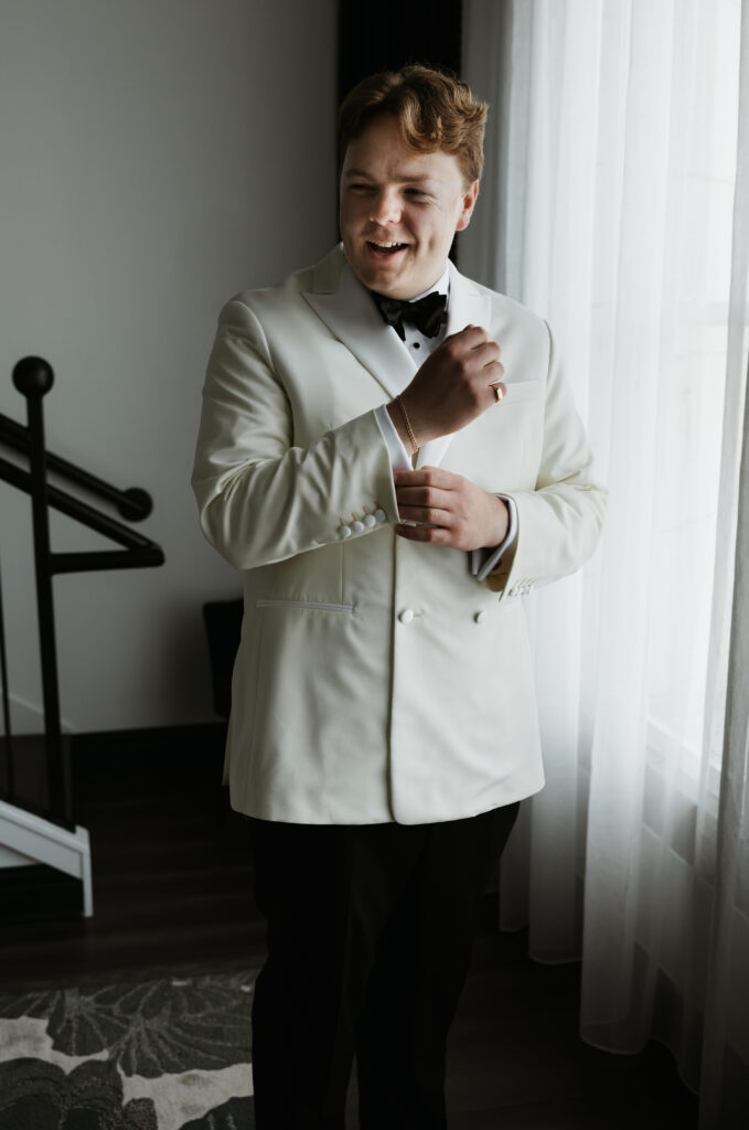 Hotel Kansas City wedding