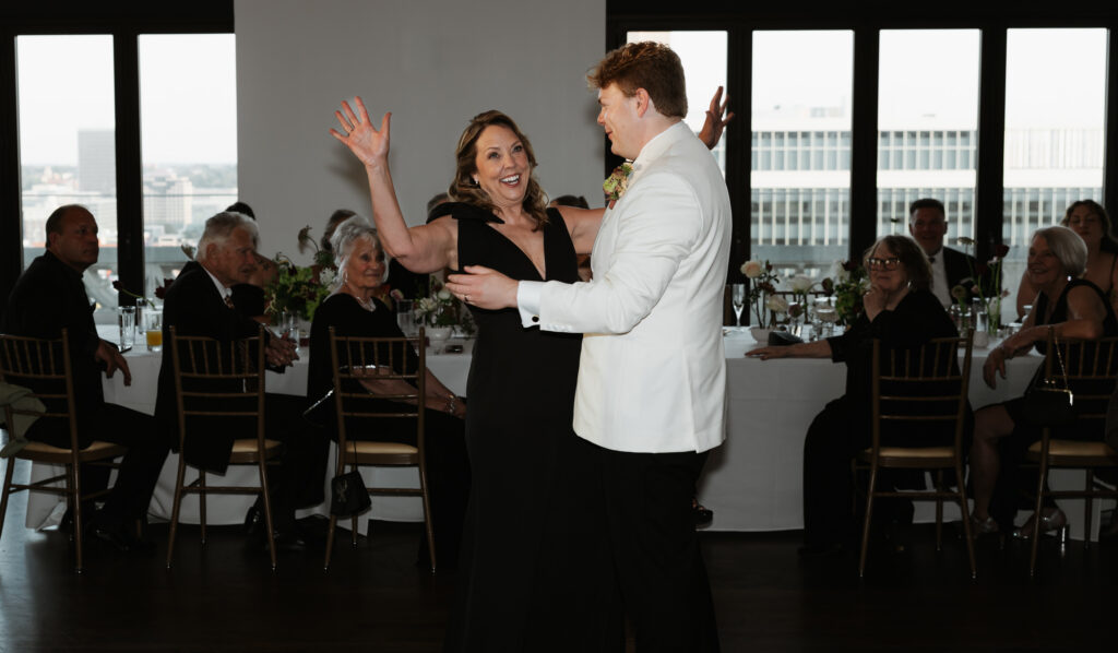 Hotel Kansas City wedding
